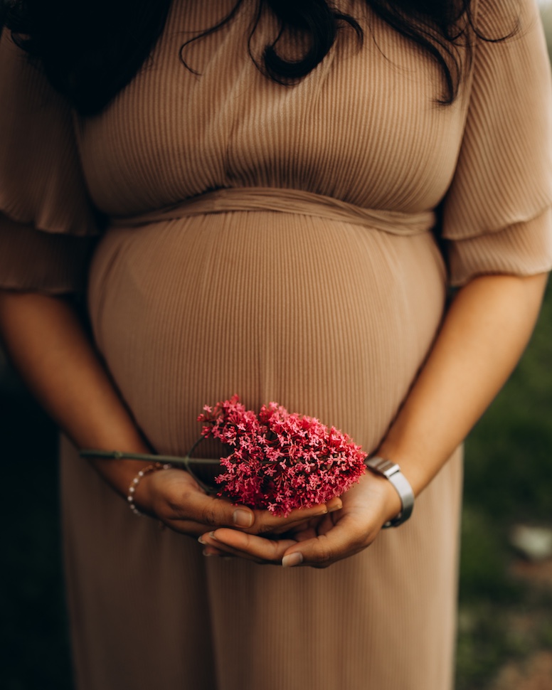 Alok — baby bump portrait, Bull Island, Dublin Bay
