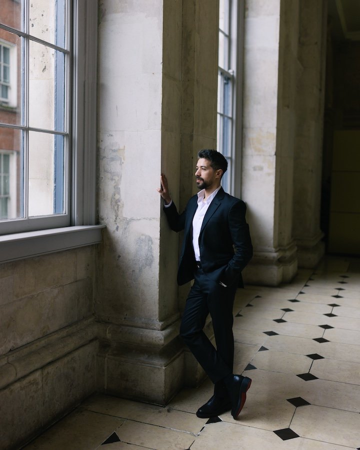 Amar and Hosam — City Hall staircase, Dublin wedding photography