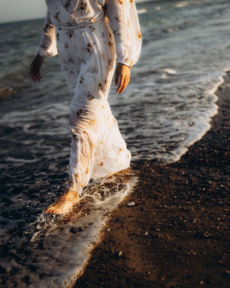 Anaelle & Mathieu — coastal golden light, Co. Wicklow
