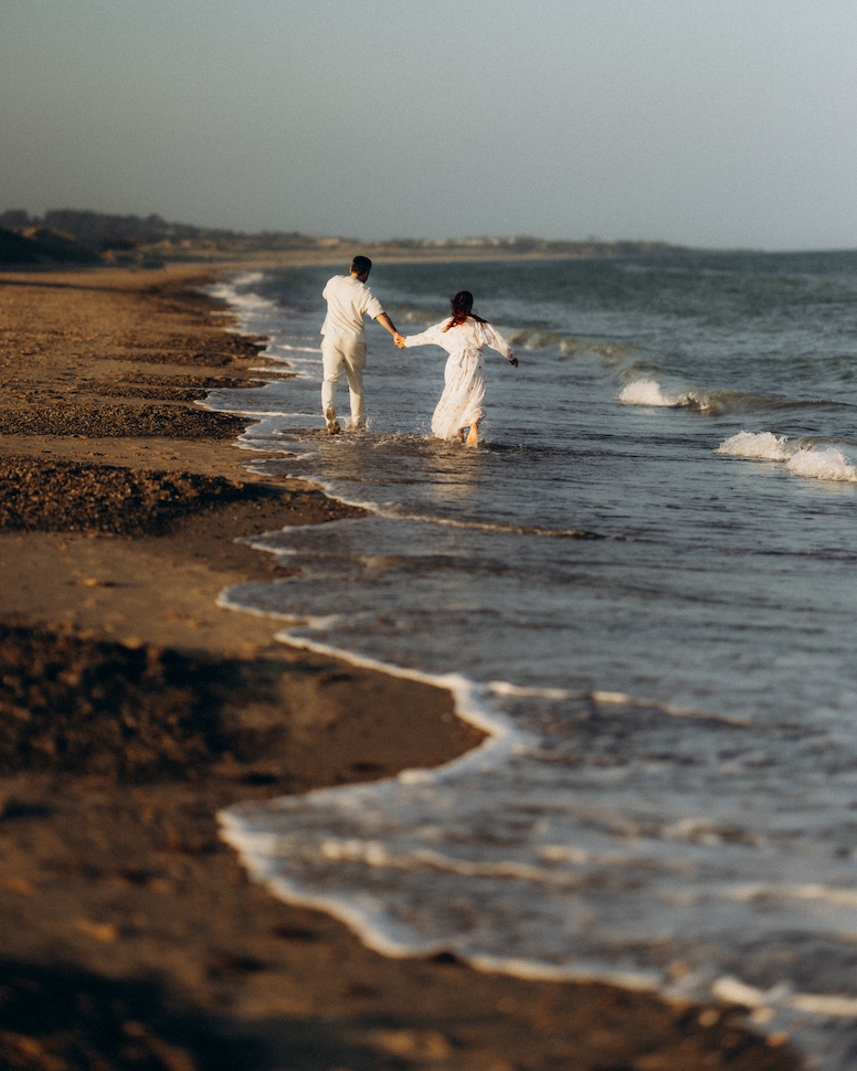 Anaelle & Mathieu — beach proposal, Co. Wicklow