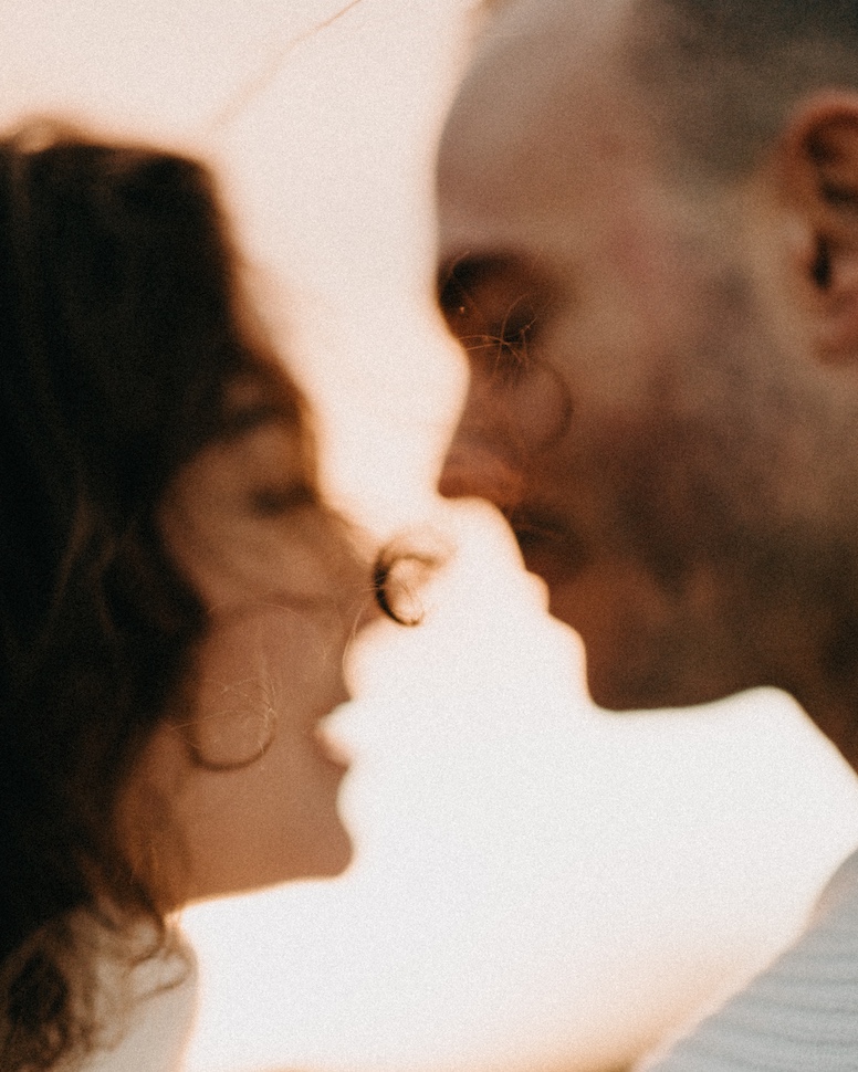 Anastasia & Adam — sea dunes portrait, Bull Island, Dublin Bay
