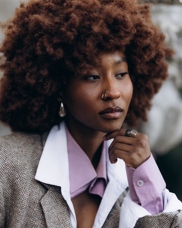 Gertrude — portrait by the bay, Dublin
