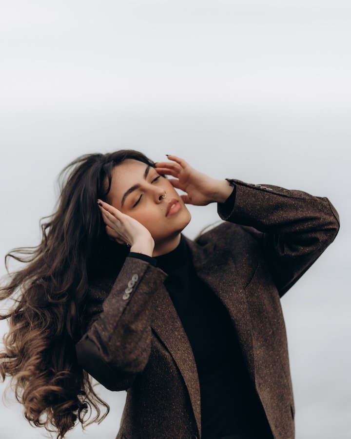Leticia — portrait session at Killiney Beach