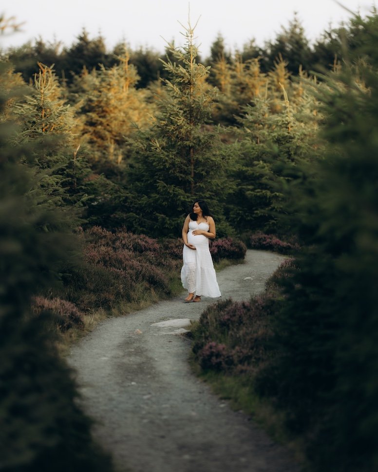 Rachita & Sid — Wicklow summit maternity, Wicklow Mountains near Guinness Lake