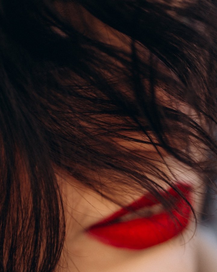 Zoya — natural light portrait, Dublin city